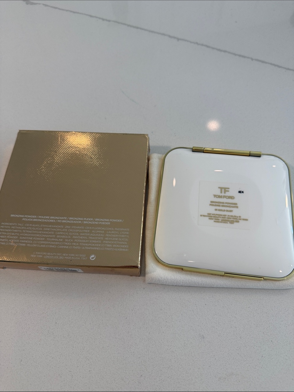 NWT Tom Ford Bronzing Powder - 01 GOLD DUST - Picture 3 of 4